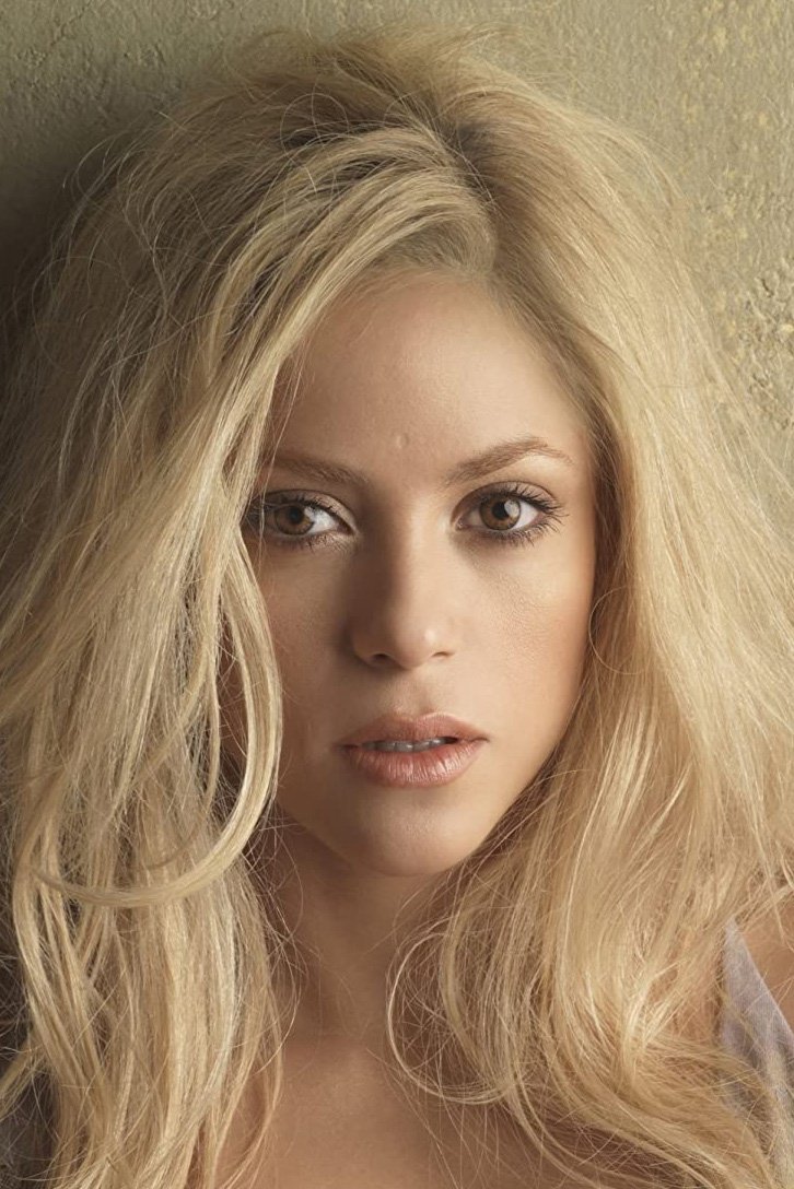 A headshot of Shakira.