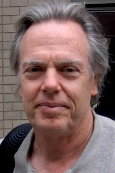 A headshot of Arthur Albert.